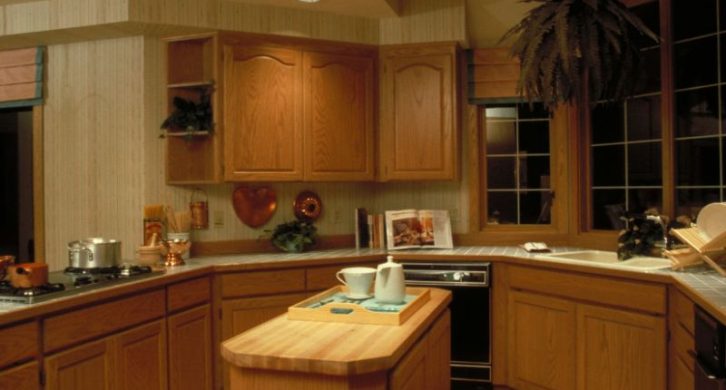 How to Make Oak Kitchen Cabinets Look Modern